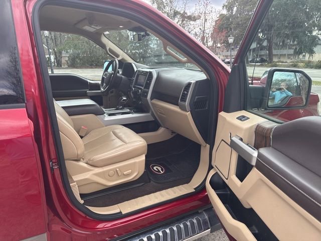 Used 2019 Ford F150 Lariat image 9