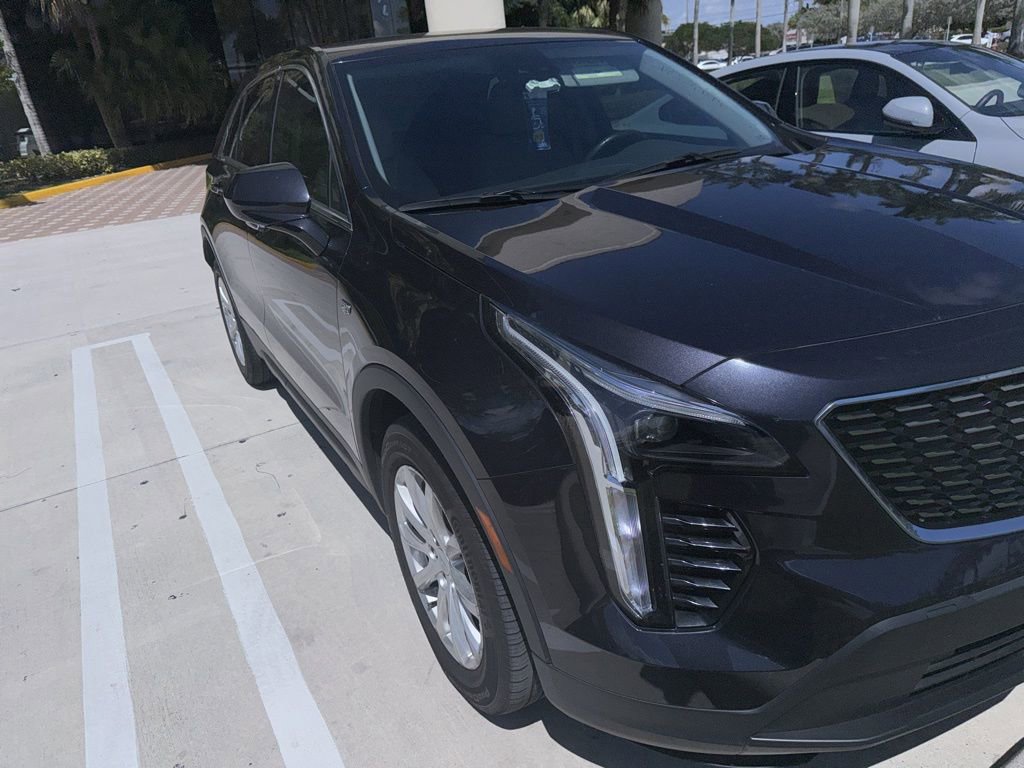 Used 2023 Cadillac XT4 Luxury image 5