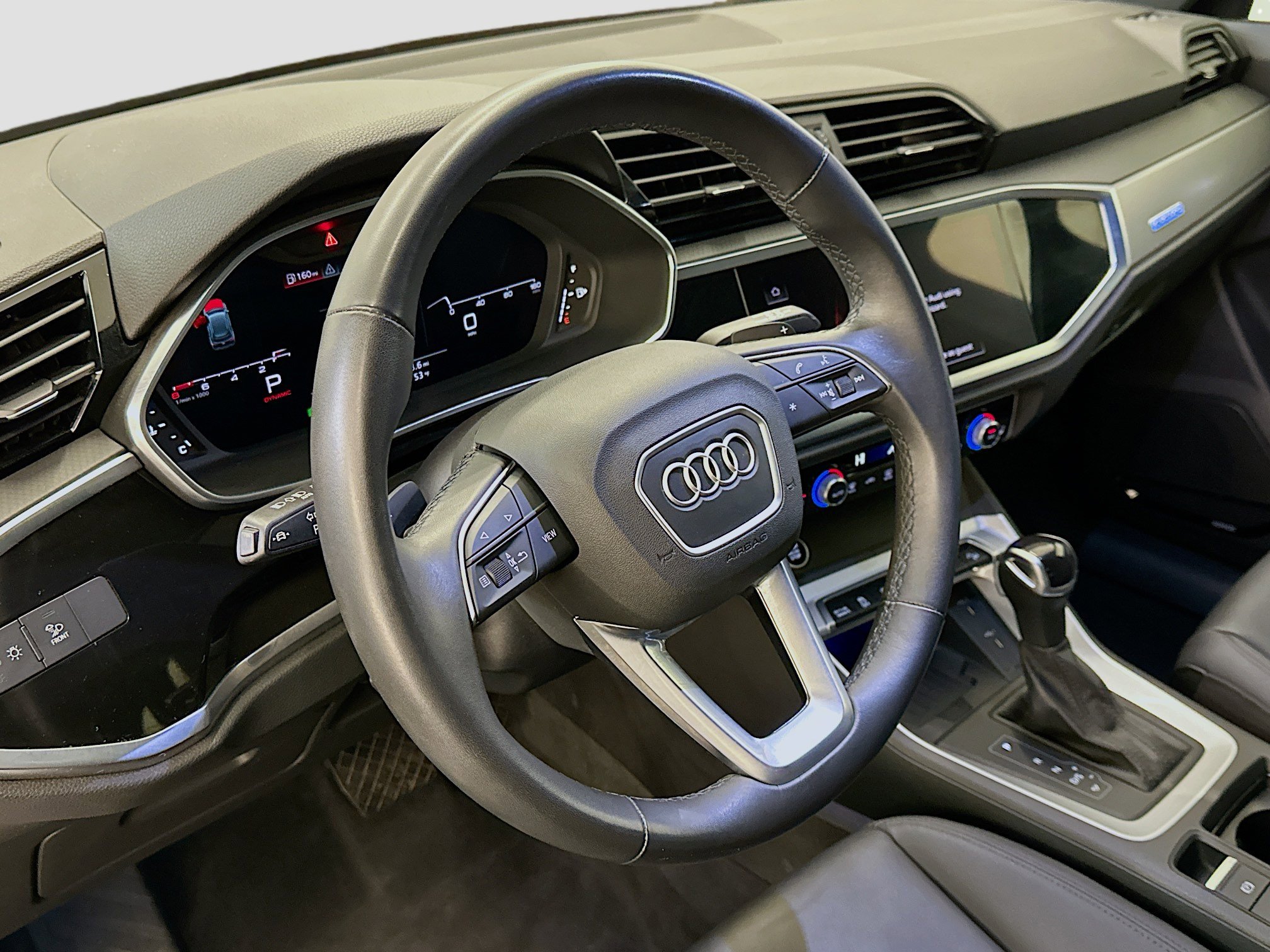 Used 2023 Audi Q3 2.0T Premium Plus w/ Premium Plus Package AWD/4WD image 18