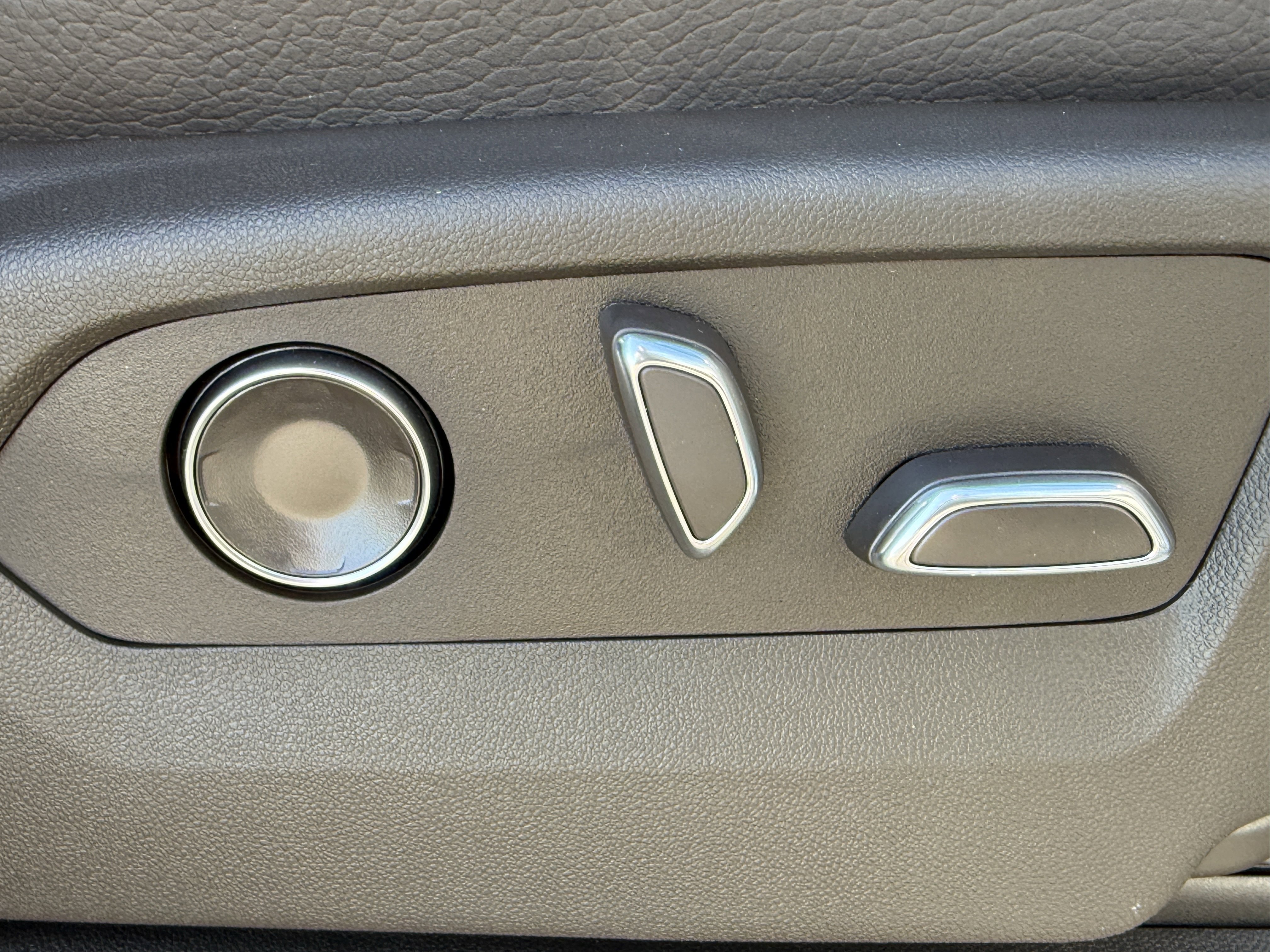 New 2026 GMC Sierra 1500 Denali w/ Technology Package image 17