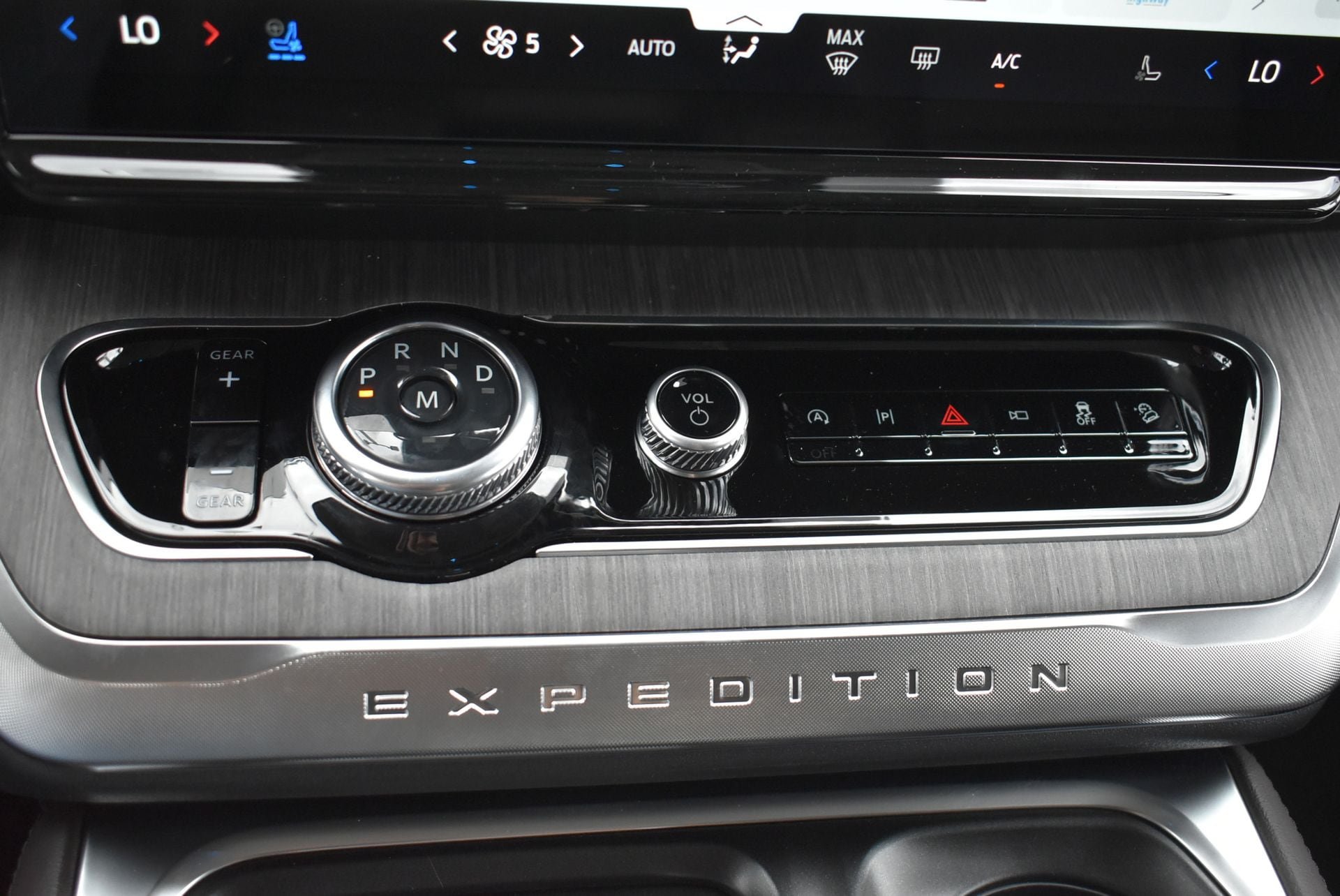 New 2026 Ford Expedition Max Platinum w/ Platinum Ultimate Package AWD/4WD image 28