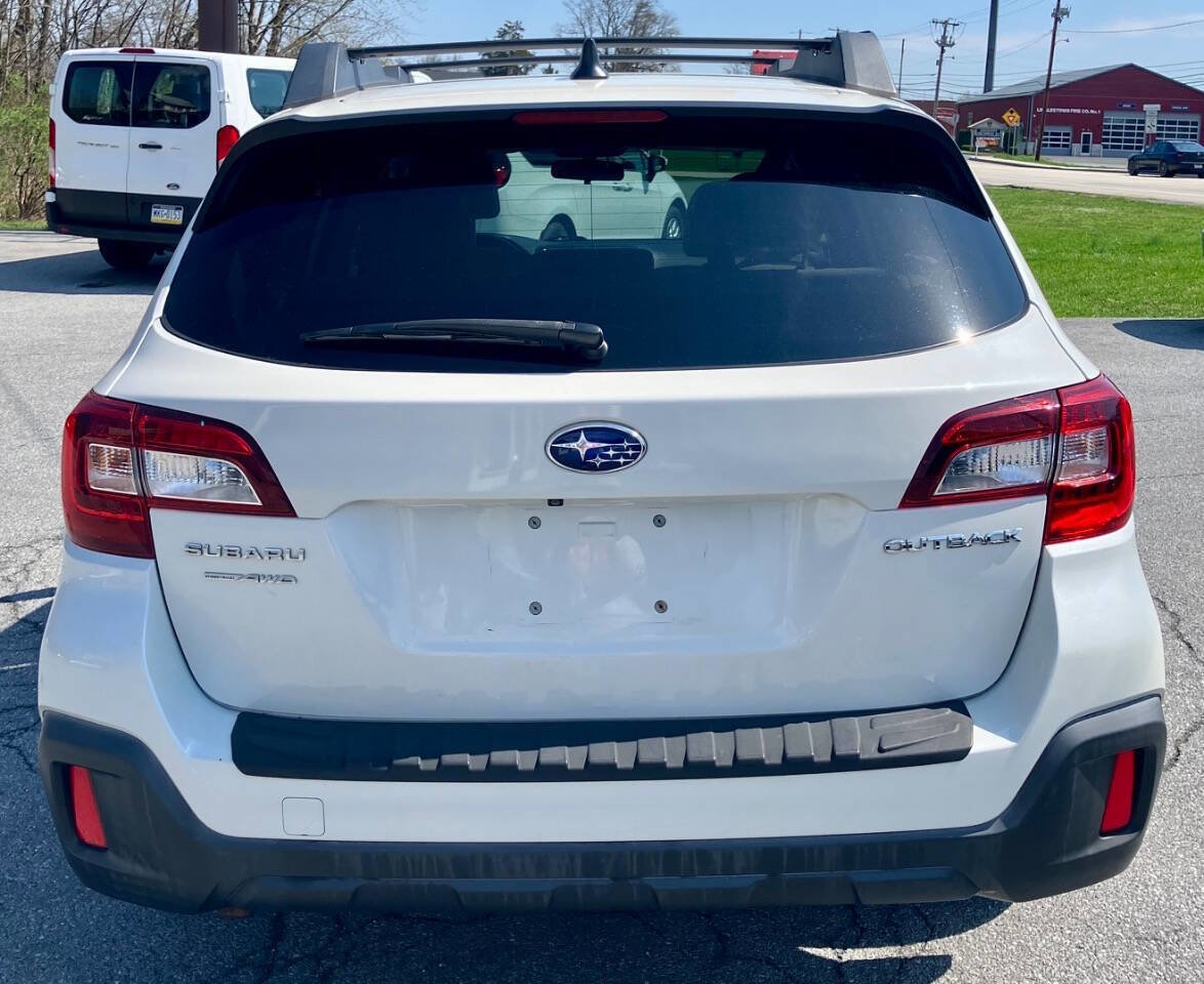 Used 2018 Subaru Outback 2.5i Premium image 6