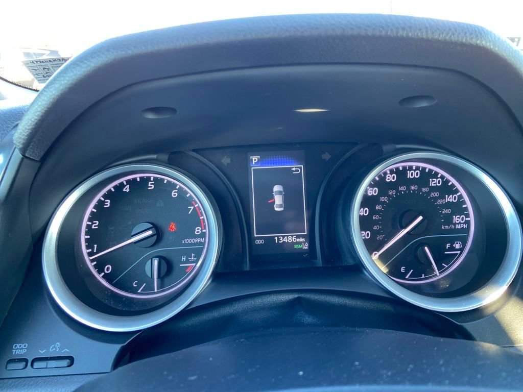 Used 2023 Toyota Camry LE image 21