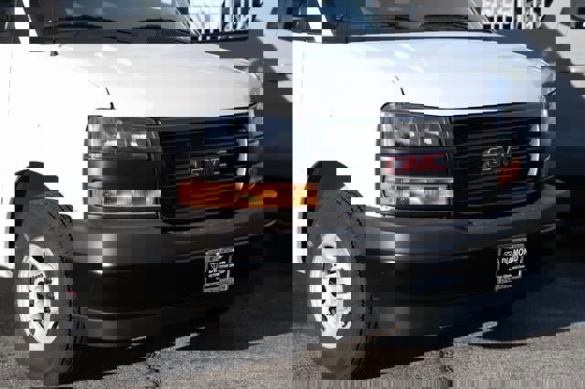 New 2025 GMC Savana 2500 w/ Driver Convenience Package image 28