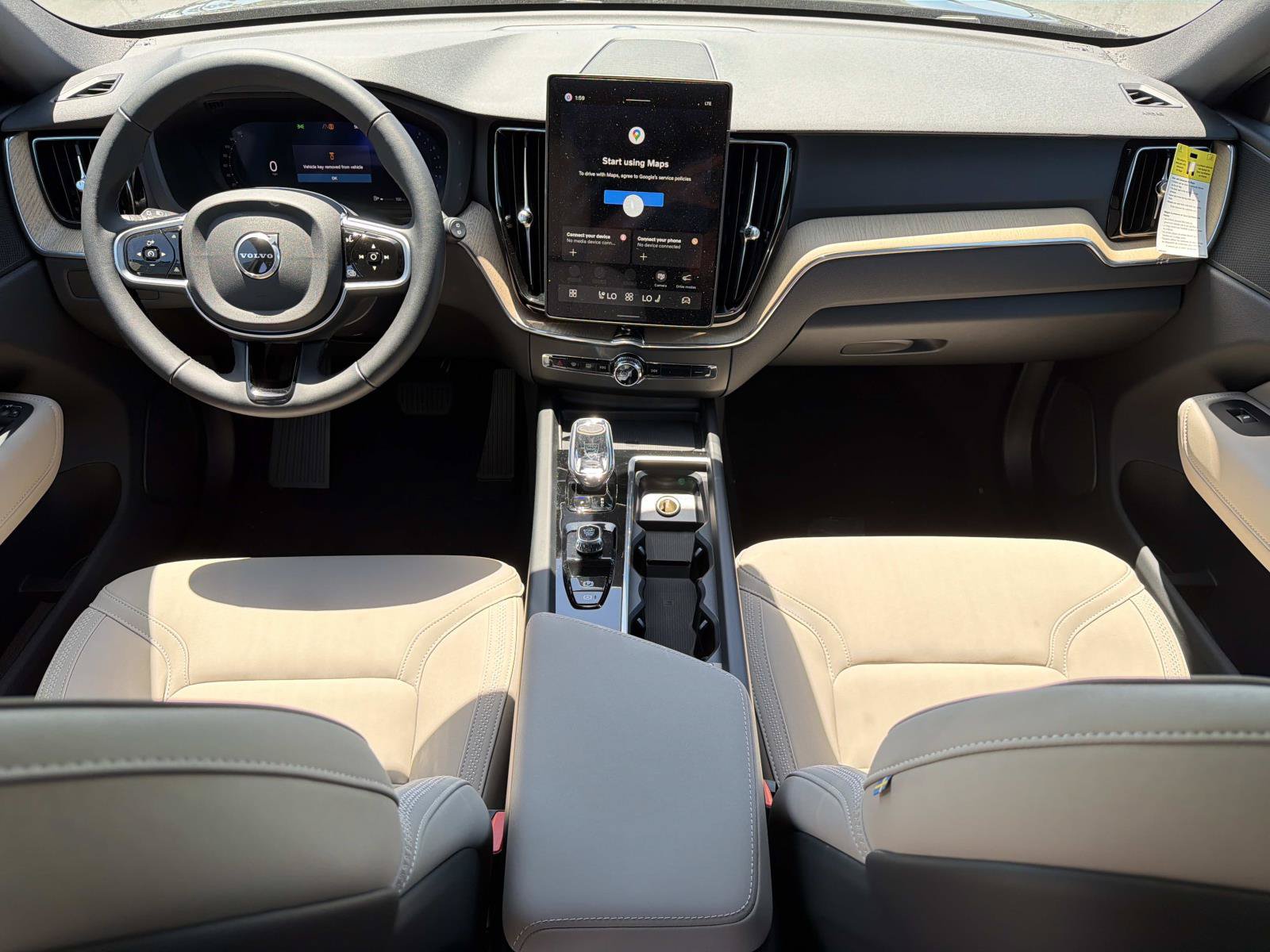 New 2026 Volvo XC60 B5 Core w/ Climate Package AWD/4WD image 7