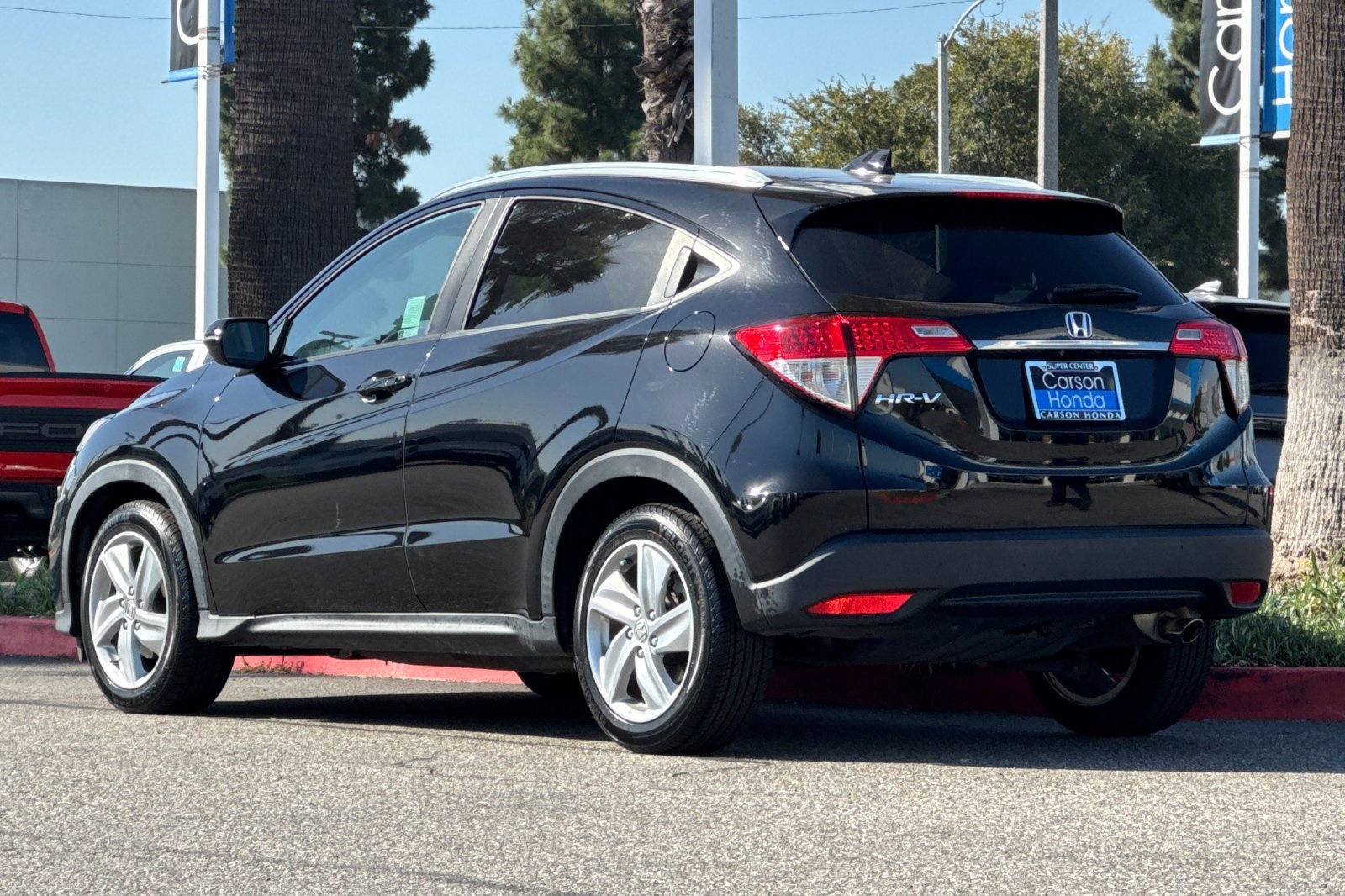 Used 2019 Honda HR-V EX image 3