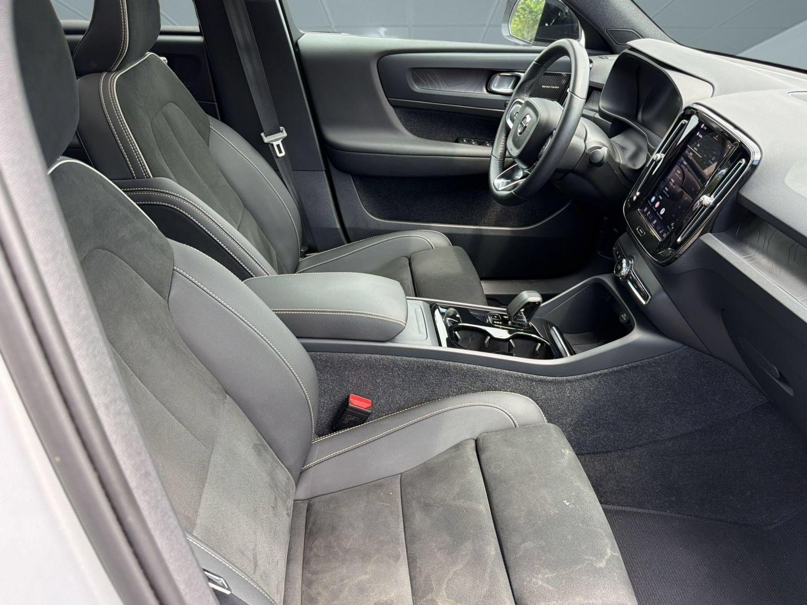 Certified 2023 Volvo C40 P8 Recharge Ultimate AWD/4WD image 24