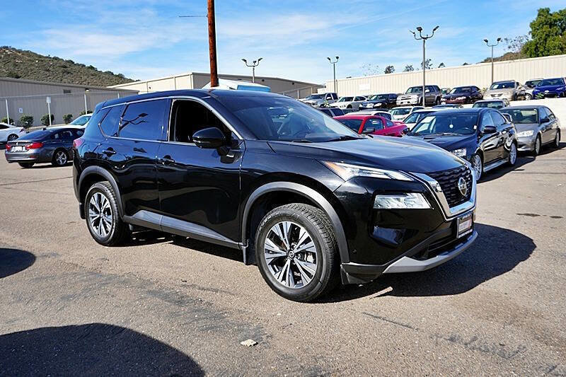 Used 2021 Nissan Rogue SV image 10