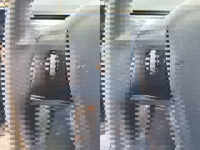 Used 2021 Tesla Model 3 Standard Range image 12