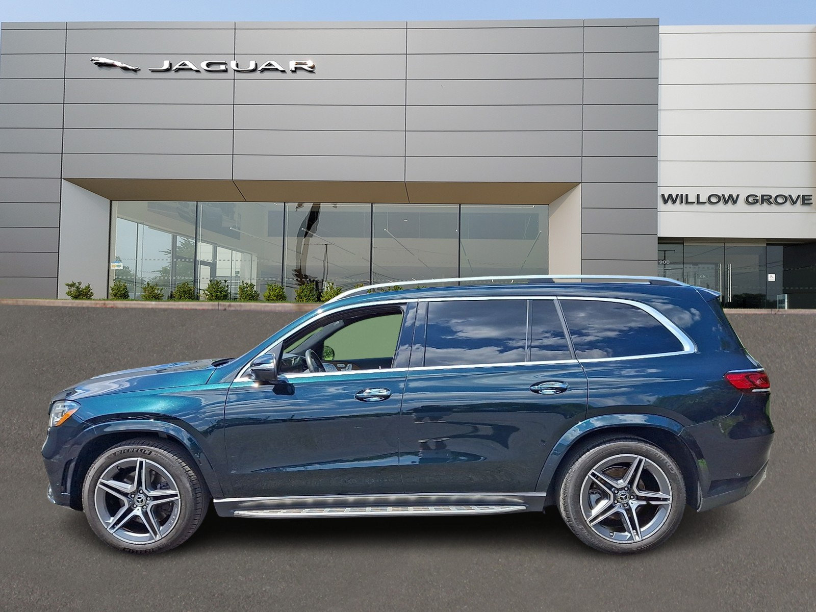 Used 2020 Mercedes-Benz GLS 580 4MATIC image 6