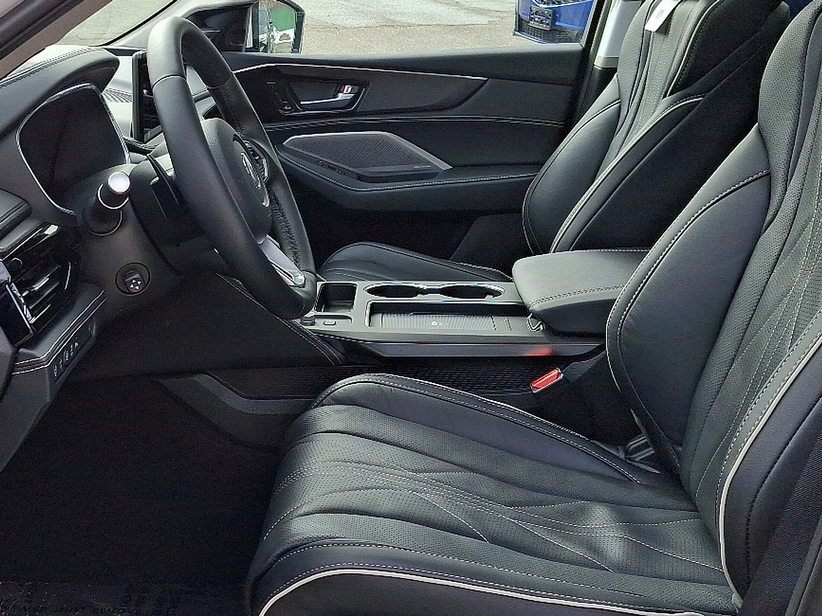 New 2025 Acura MDX w/ Advance Package image 9