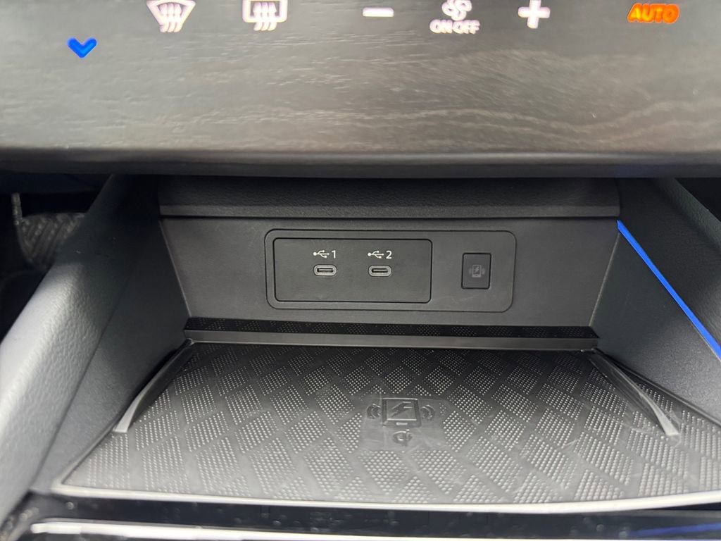 Used 2025 Nissan Murano SL AWD/4WD image 11