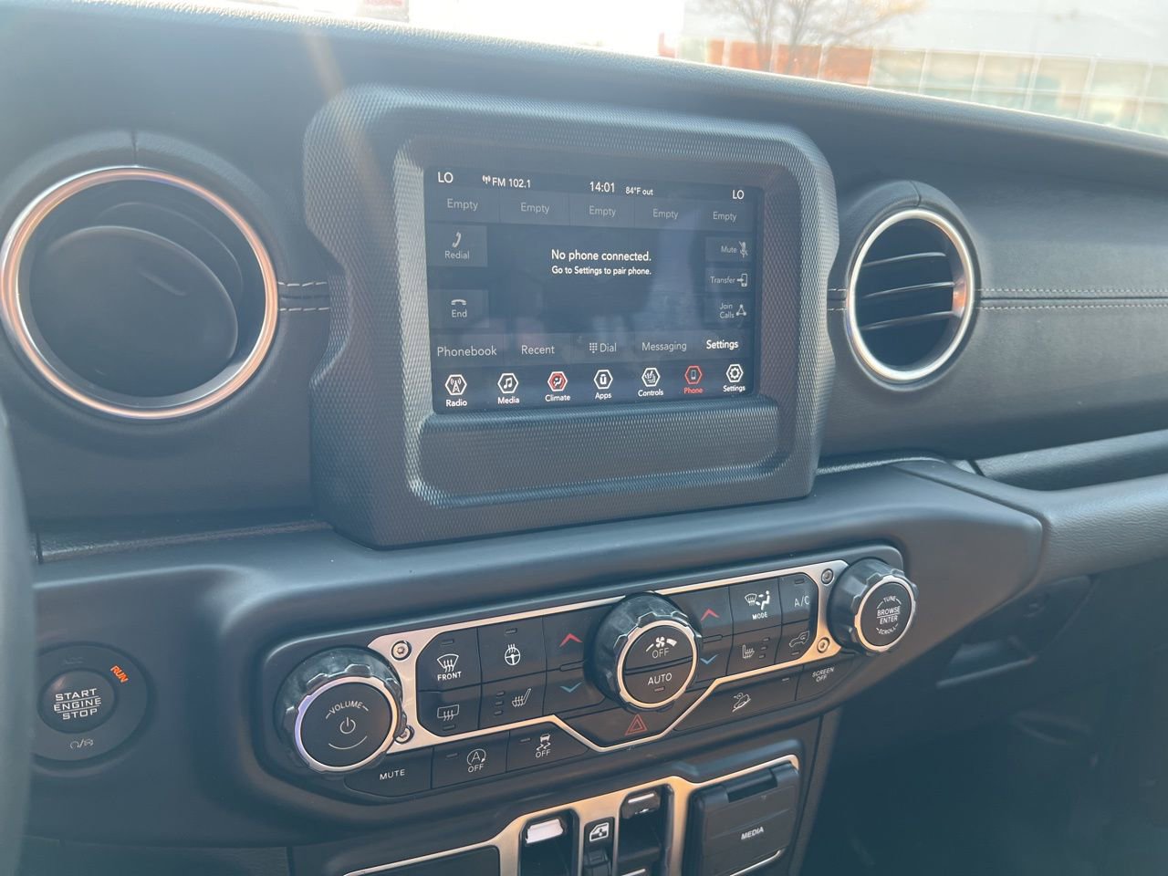 Used 2021 Jeep Wrangler Unlimited Sahara w/ LED Lighting Group image 28