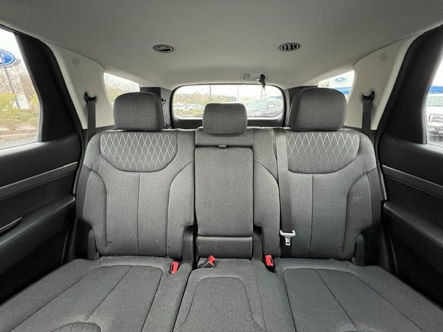 Used 2022 Hyundai Palisade SE image 14
