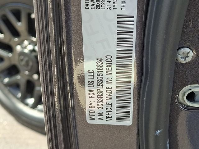 Used 2025 RAM 3500 Limited image 28