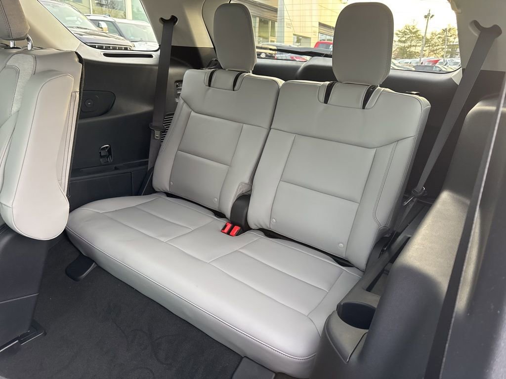 New 2026 Ford Explorer Active w/ Active Comfort Package image 21