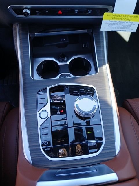 New 2026 BMW X7 xDrive40i AWD/4WD image 23