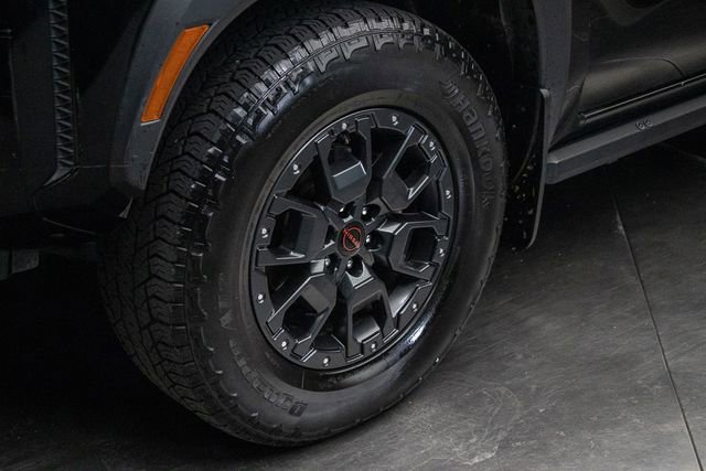 Used 2023 Nissan Frontier PRO-4X w/ Pro-4X Premium Package image 7