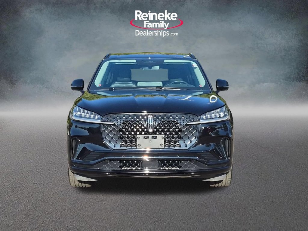 Used 2026 Lincoln Aviator Reserve w/ Jet Appearance Package AWD/4WD image 2