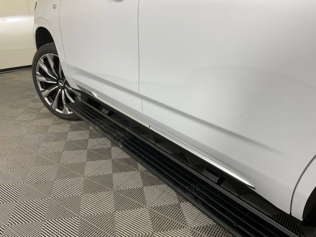 New 2026 Cadillac Escalade Luxury w/ Touring Package image 36