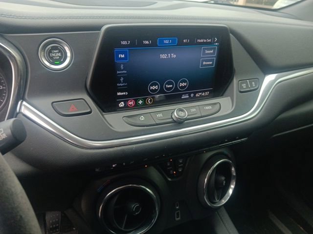 Used 2019 Chevrolet Blazer LT image 3