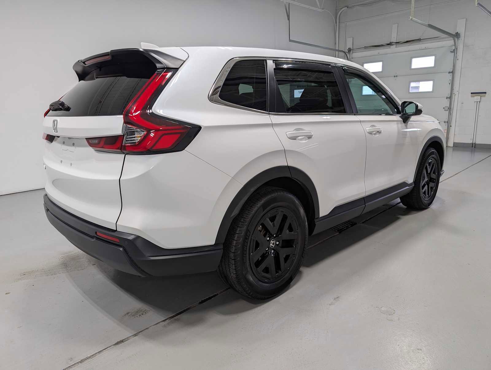 Used 2024 Honda CR-V EX-L image 8