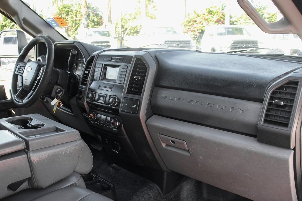 Used 2018 Ford F350 XL w/ Power Equipment Group RWD image 29