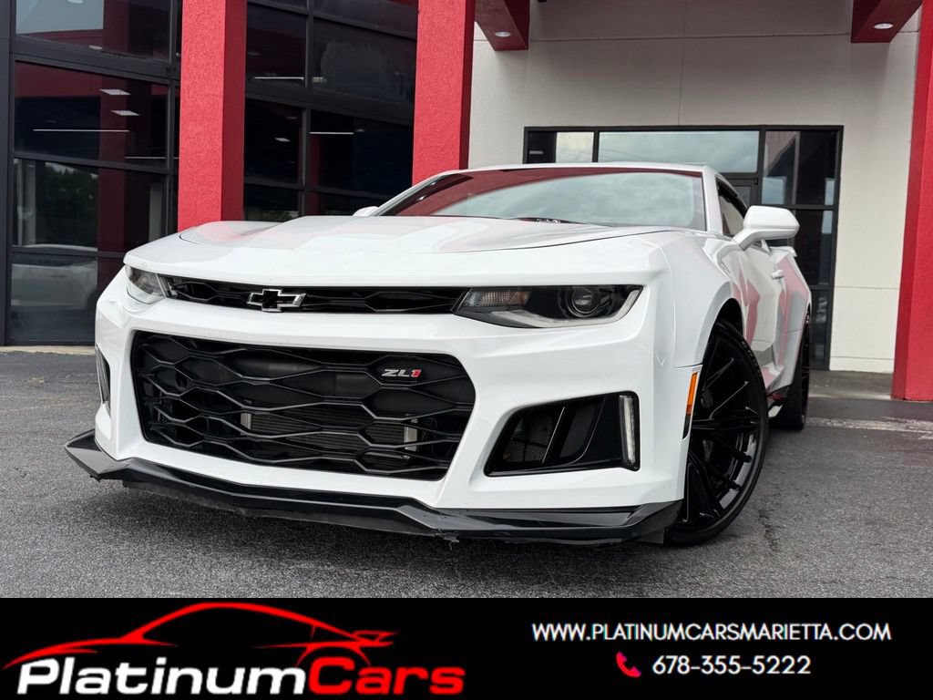 Used 2019 Chevrolet Camaro ZL1 RWD image 1
