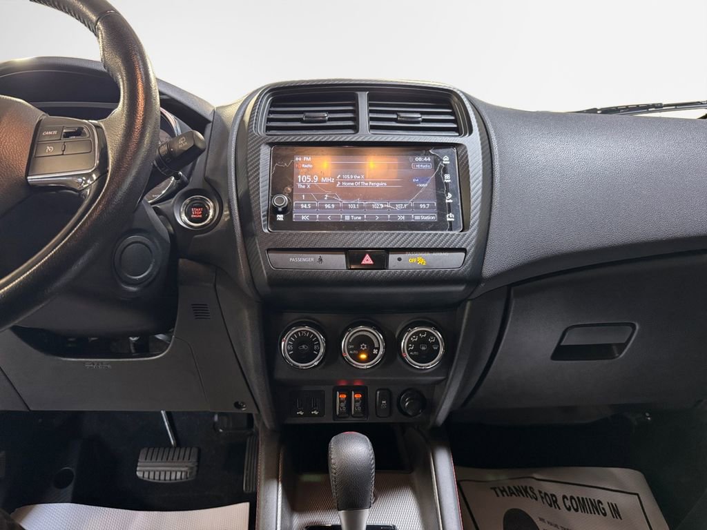 Used 2019 Mitsubishi Outlander Sport SE FWD image 22