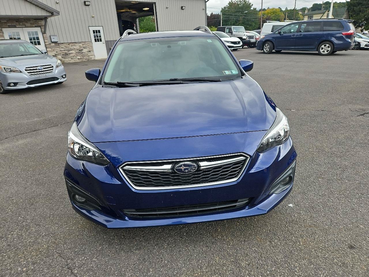 Used 2018 Subaru Impreza 2.0i Premium w/ Eyesight & BSD & Rcta AWD/4WD image 8