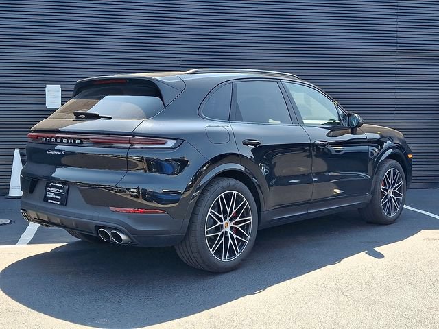 Certified 2026 Porsche Cayenne S AWD/4WD image 7