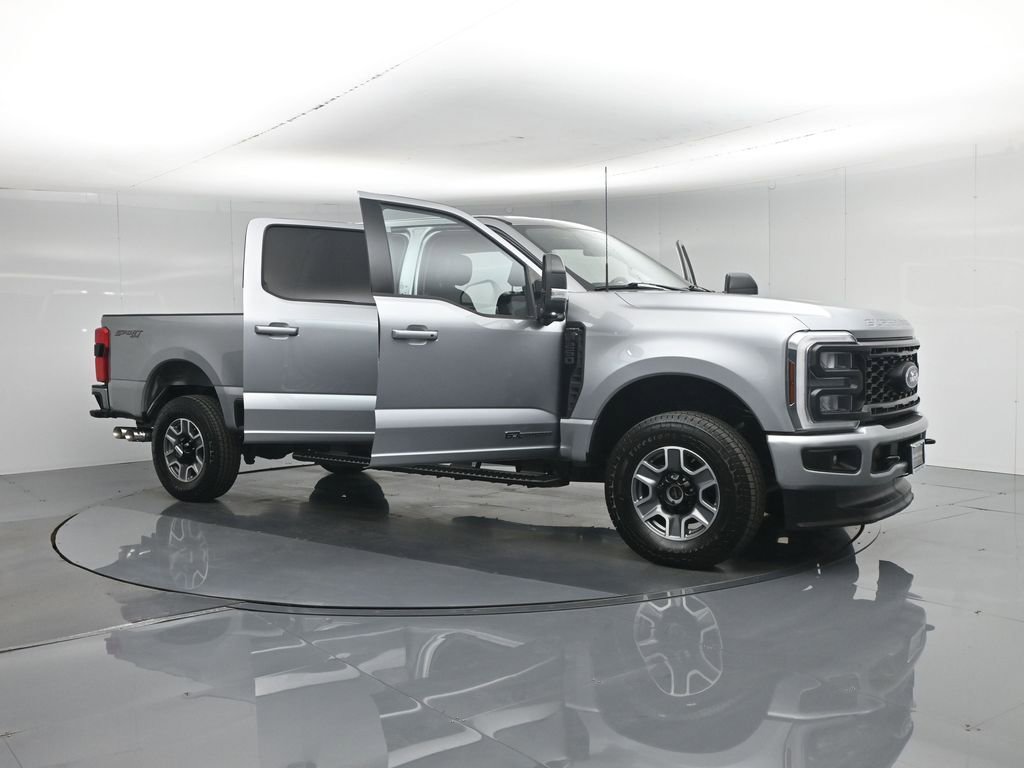 Certified 2024 Ford F250 Lariat w/ Sport Appearance Package AWD/4WD image 39