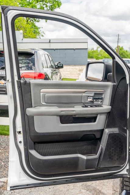 Used 2017 RAM 2500 SLT image 17