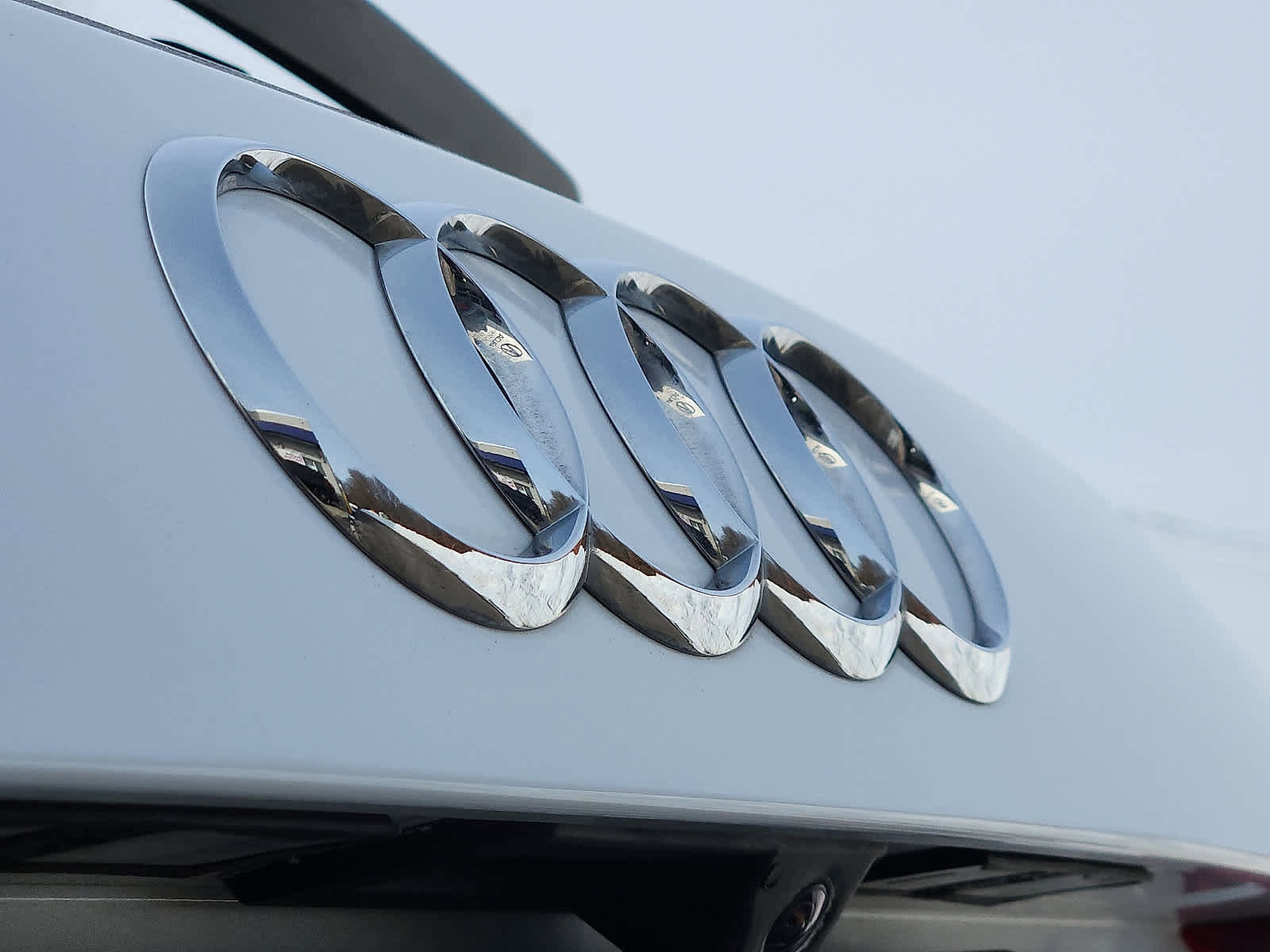 Used 2025 Audi Q3 2.0T Premium image 31