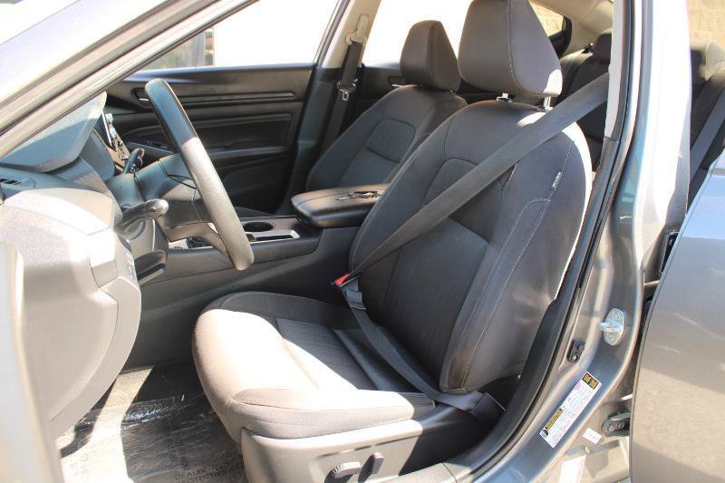 Used 2019 Nissan Altima 2.5 S FWD image 11