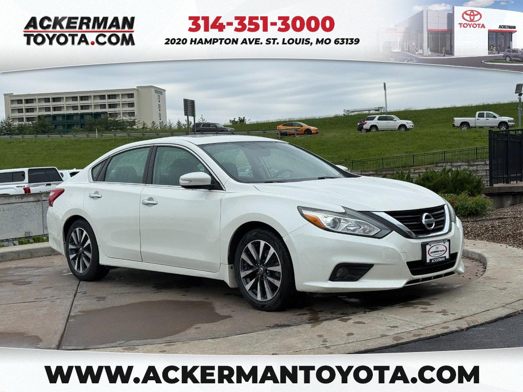 Used 2017 Nissan Altima 2.5 SV w/ Convenience Package