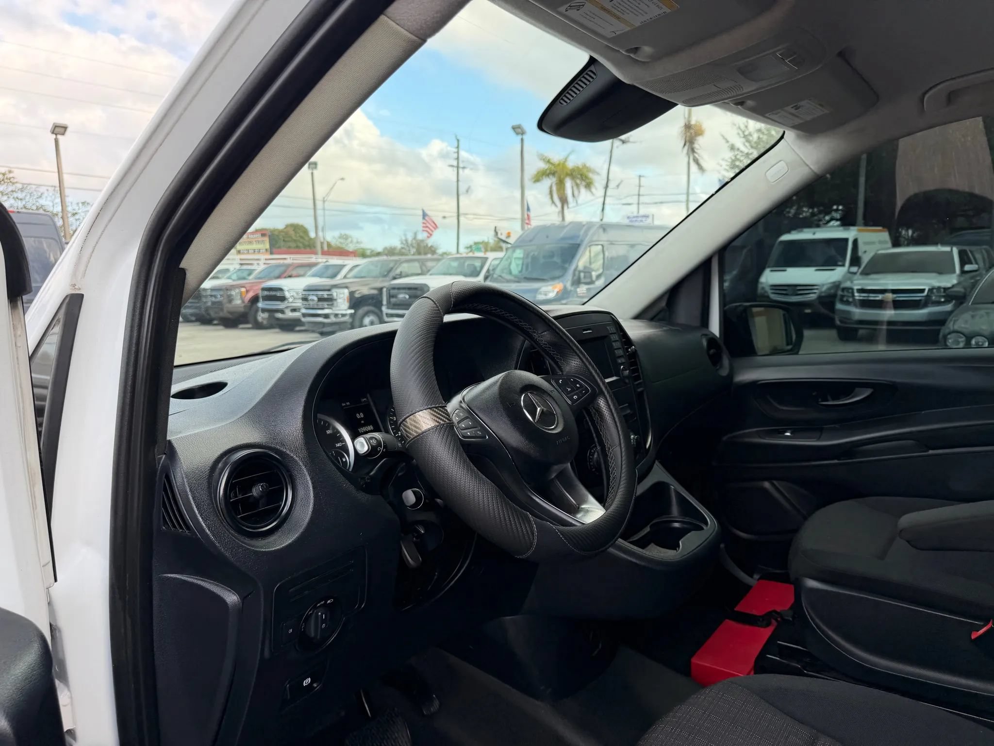 Used 2020 Mercedes-Benz Metris w/ Safety Package image 11