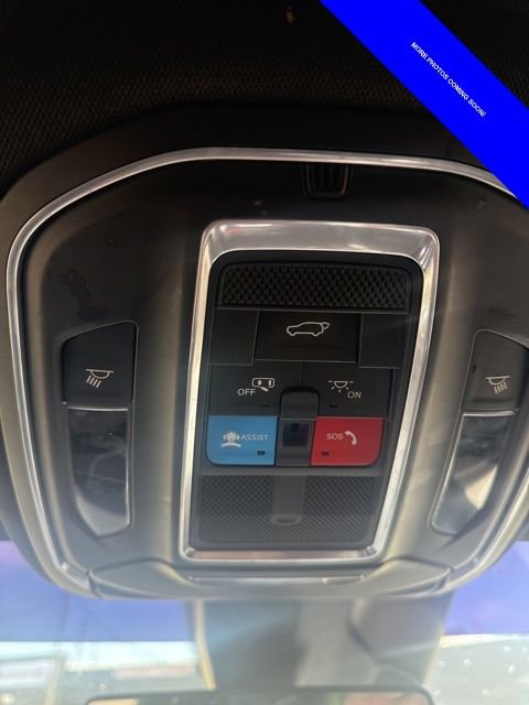 Used 2022 Jeep Wagoneer Series III w/ Convenience Group I image 28