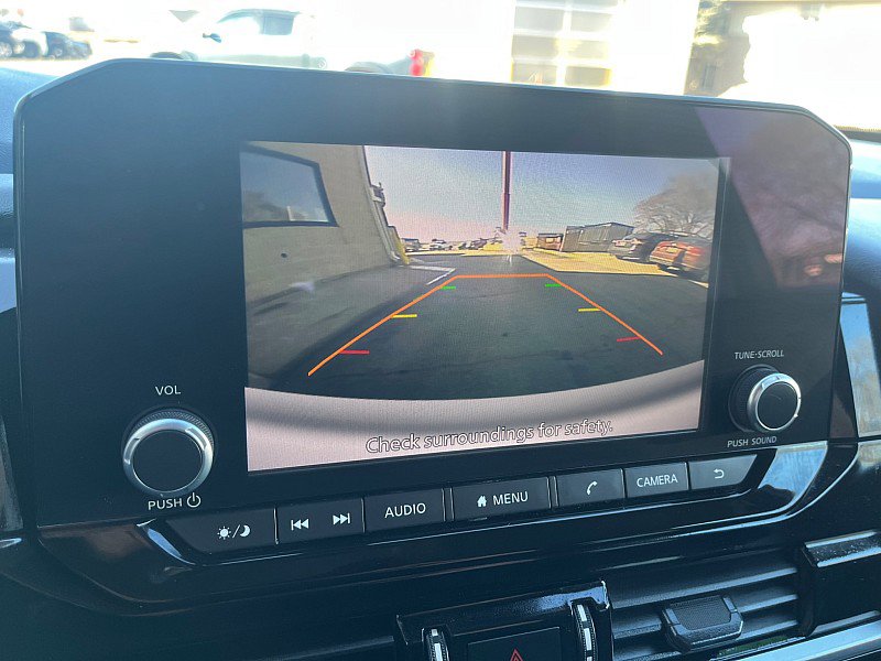 Used 2024 Nissan Pathfinder SV image 36