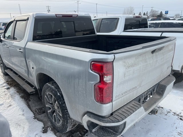 Used 2022 Chevrolet Silverado 1500 LT image 4