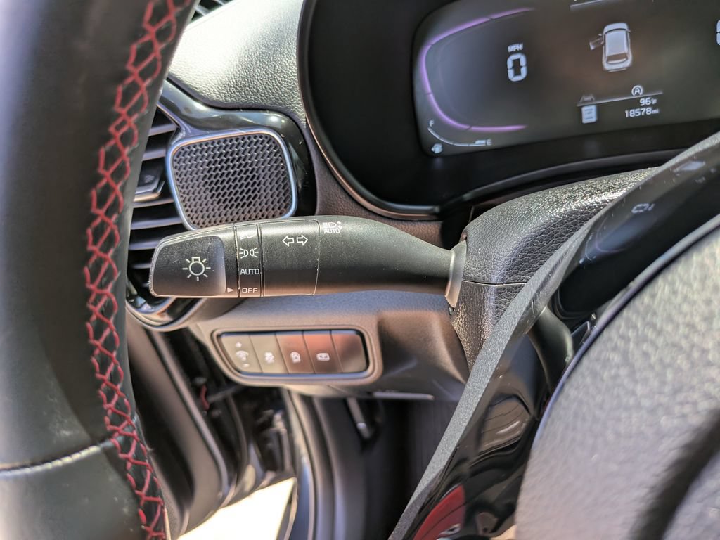 Certified 2023 Kia Soul GT-Line FWD image 32