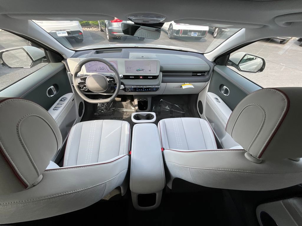 Used 2024 Hyundai Ioniq 5 Limited image 15