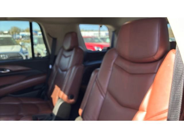 Used 2020 Cadillac Escalade Luxury AWD/4WD image 9