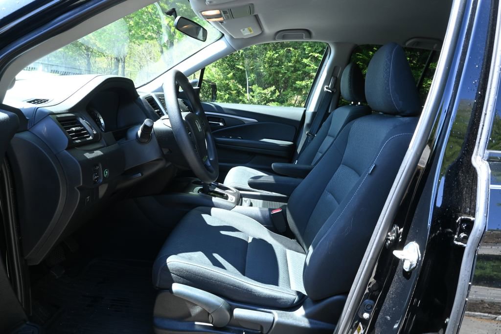 Used 2019 Honda Ridgeline Sport image 3