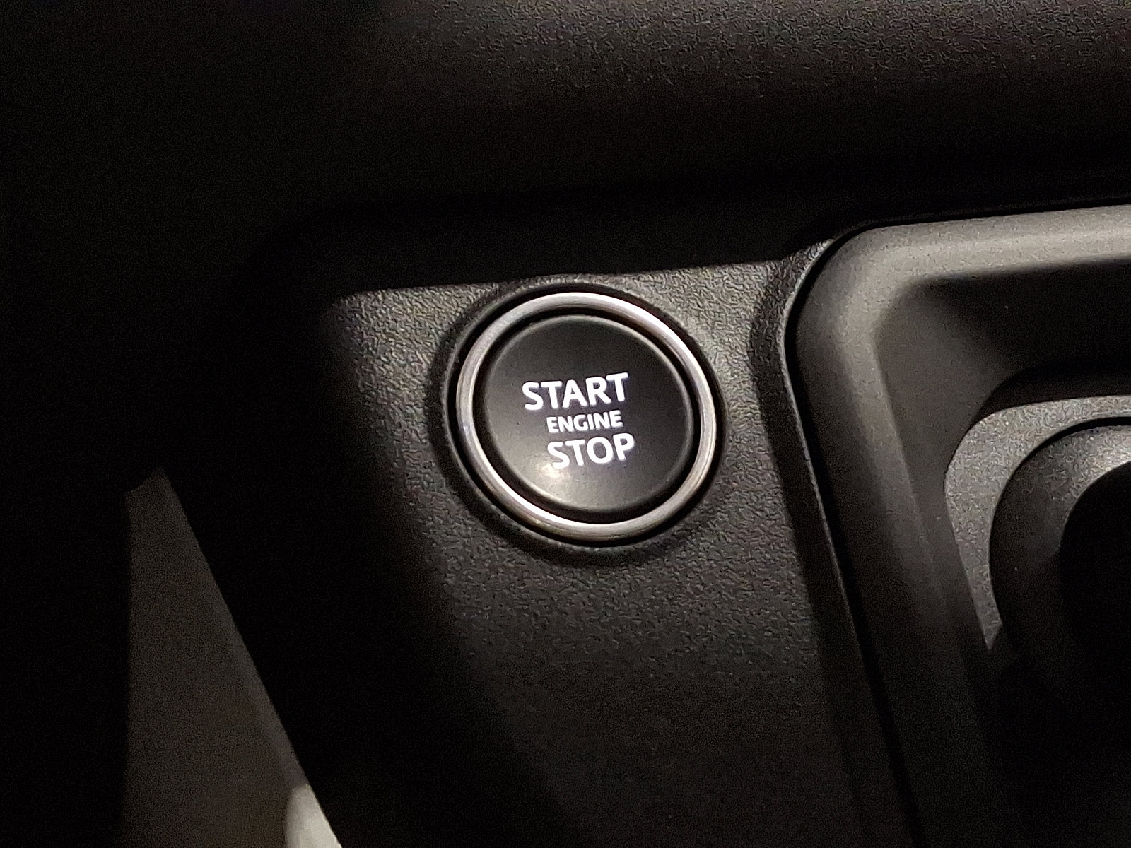 Certified 2025 Land Rover Defender 110 S image 23