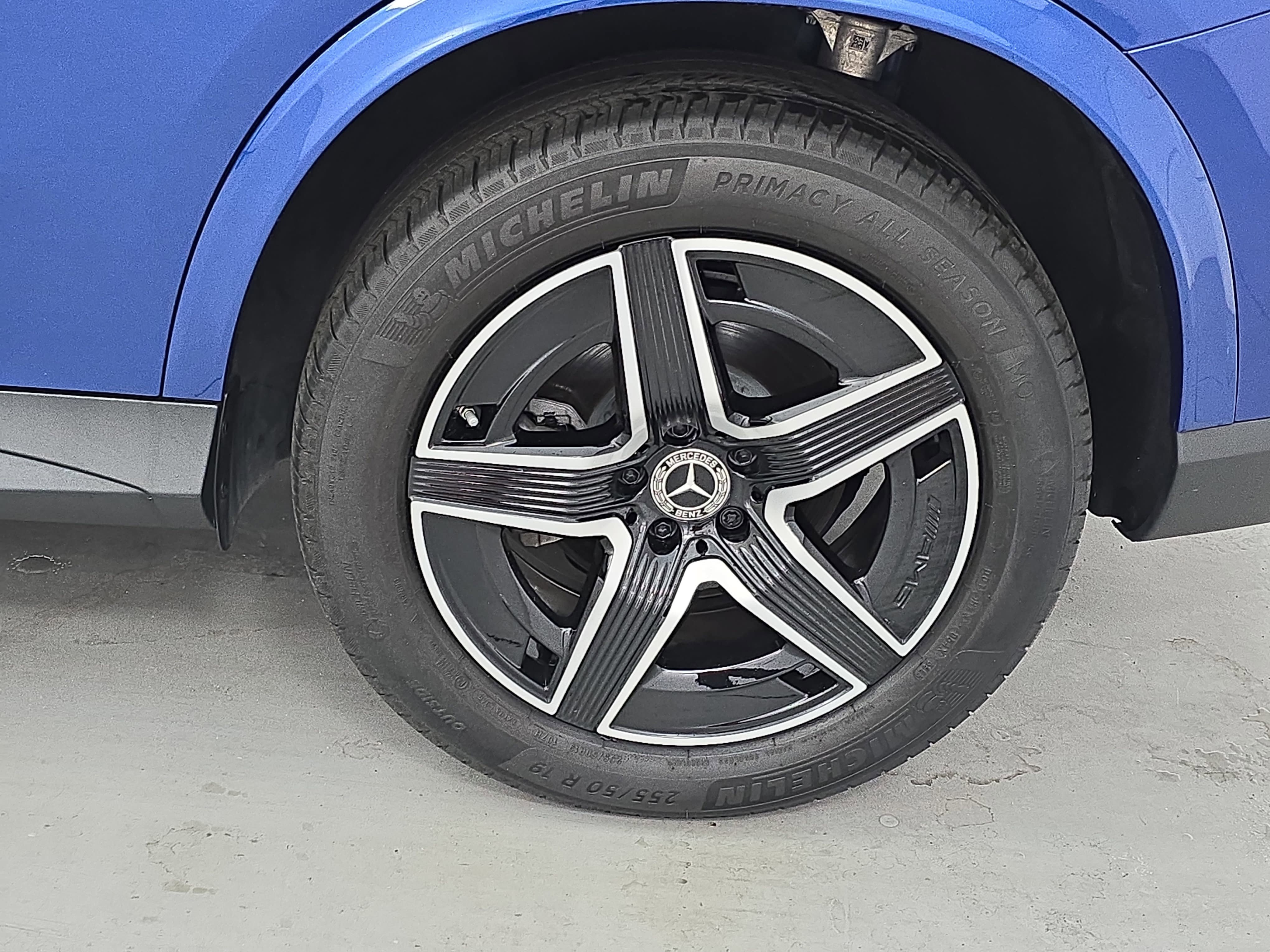 Certified 2024 Mercedes-Benz GLC 300 w/ AMG Line image 33