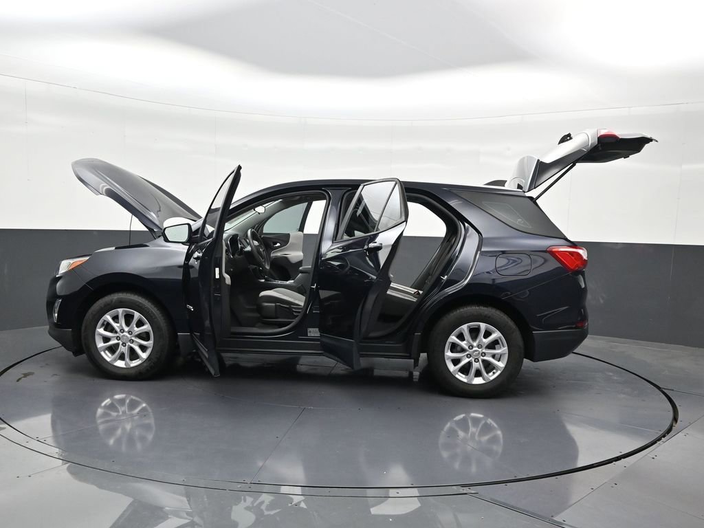 Used 2020 Chevrolet Equinox LS image 33