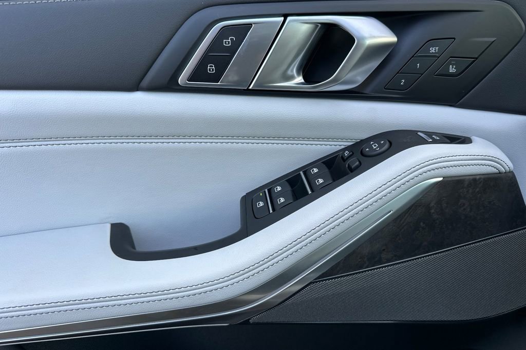 New 2026 BMW X5 xDrive40i w/ Climate Comfort Package image 10