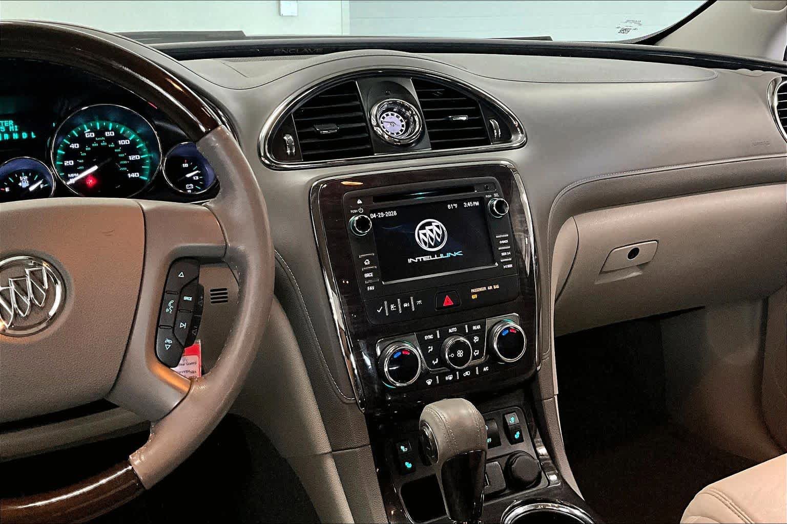 Used 2015 Buick Enclave Leather FWD image 13