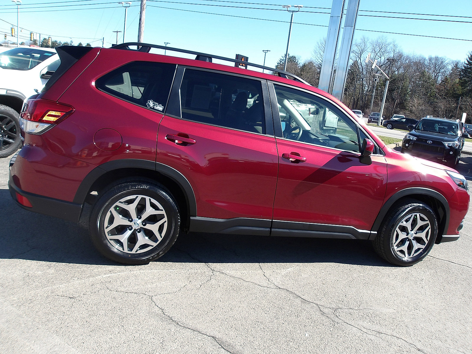 Used 2024 Subaru Forester Premium image 8